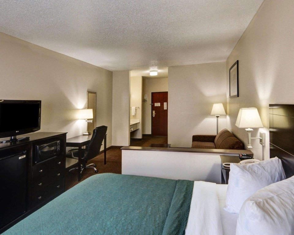 Люкс Quality Inn & Suites Wichita Falls I-44