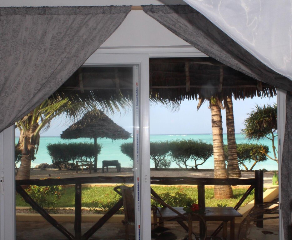 Двухместный номер Deluxe с видом на море Tanzanite Beach Resort