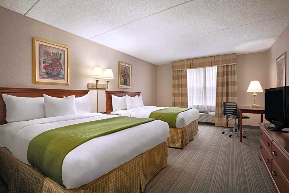 Одноместный люкс c 1 комнатой Country Inn & Suites by Radisson, Charlotte University Place, NC