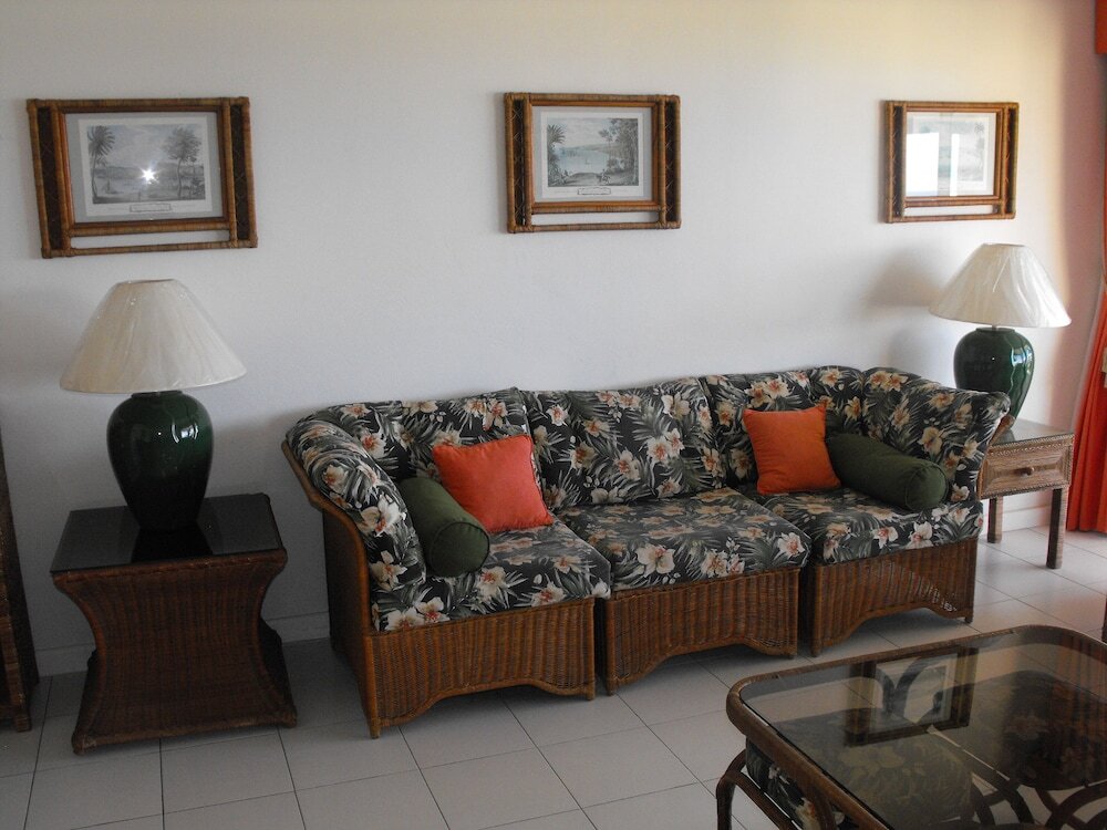 Апартаменты Comfort с 2 комнатами с балконом и с частичным видом на океан Sea Palms