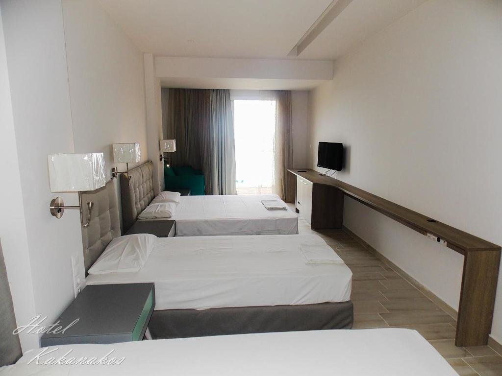 Standard Vierer Zimmer mit Meerblick Hotel Kakanakos