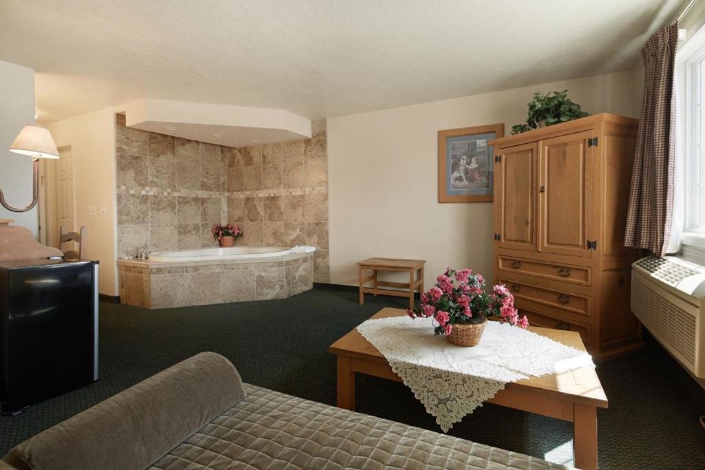 Студия Columbine Inn and Suites