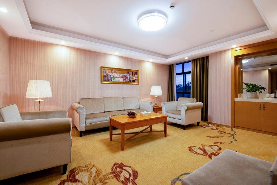 Suite De ejecutivo Vienna Hotel Qinzhou North Square Branch