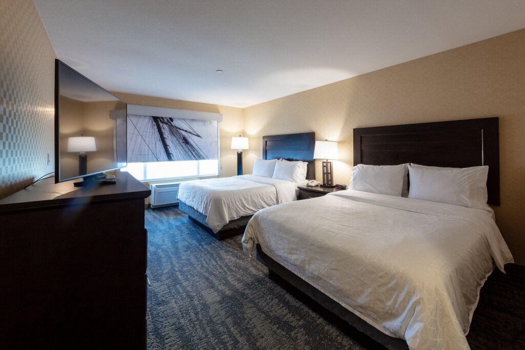 Standard Quadruple room Holiday Inn Express & Suites Riverport Richmond, an IHG Hotel