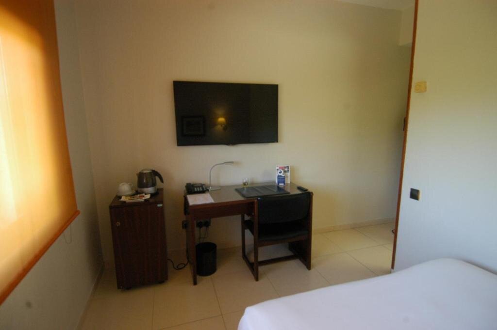 Economy Double Basement room Felix Hotel
