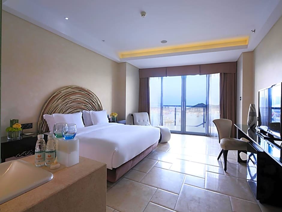 Двухместный номер Superior с видом на море Phoenix Island Resort Sanya Ocean Dream