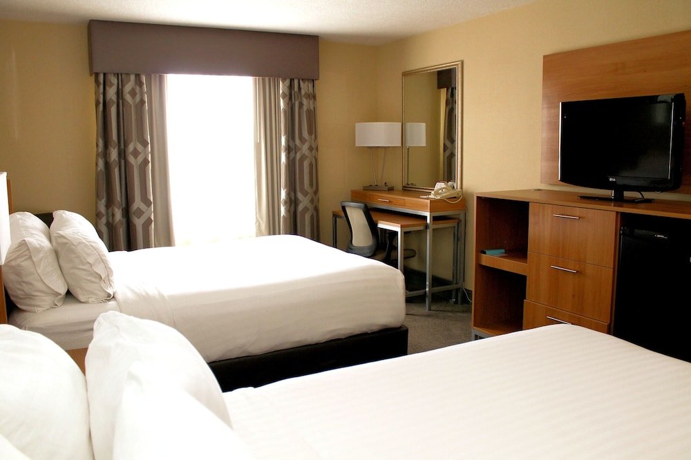 Standard Vierer Zimmer Holiday Inn Express Hotel & Suites Sherwood Park-Edmonton Area, an IHG Hotel
