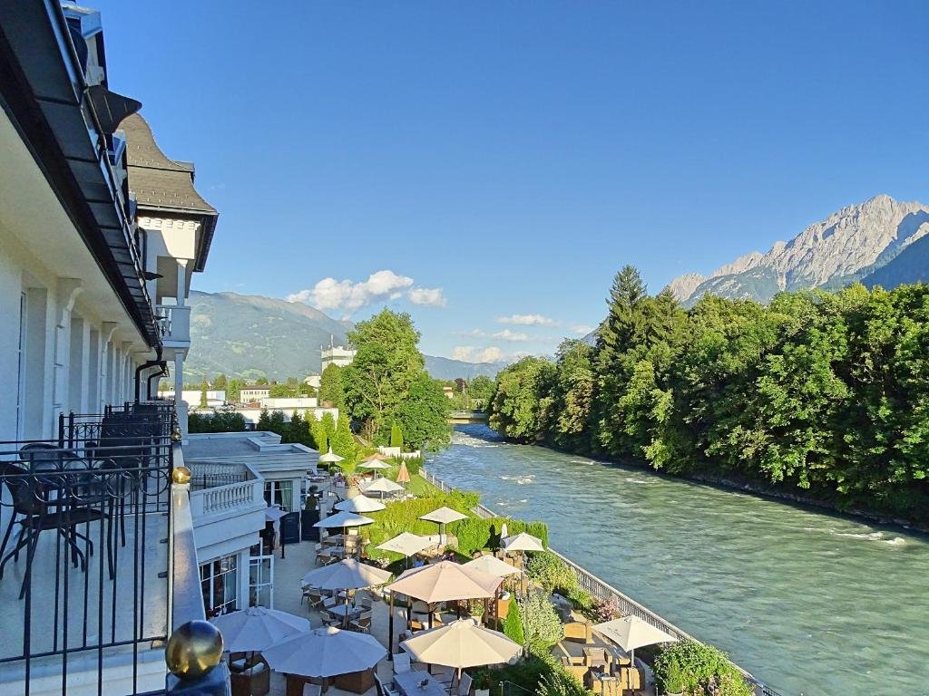Люкс Royal с балконом и с видом на горы Grandhotel Lienz Business-Wellness & Gourmet