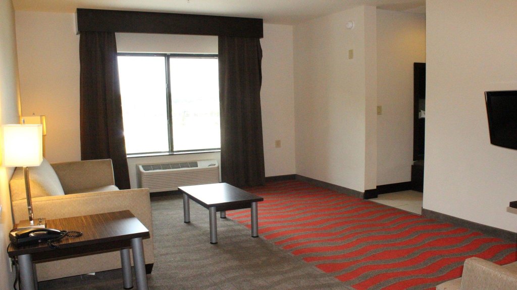 Suite doble 1 dormitorio Holiday Inn Express Hotel & Suites Rockingham, an IHG Hotel