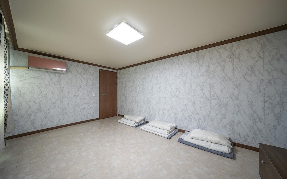Cama en dormitorio compartido Gyeongju Royal