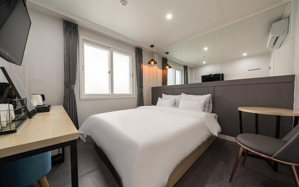 Standard room Busan Beomildong Challenge Hotel