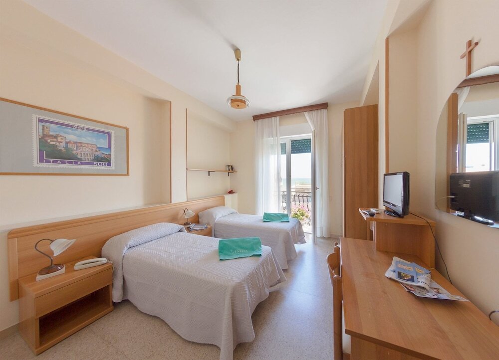 Standard Double room with balcony and with sea view Hotel Venezia Vasto