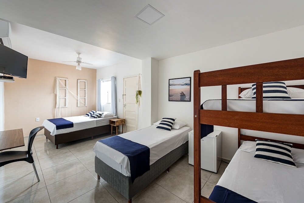 Standard quadruple chambre Hotel Prainha