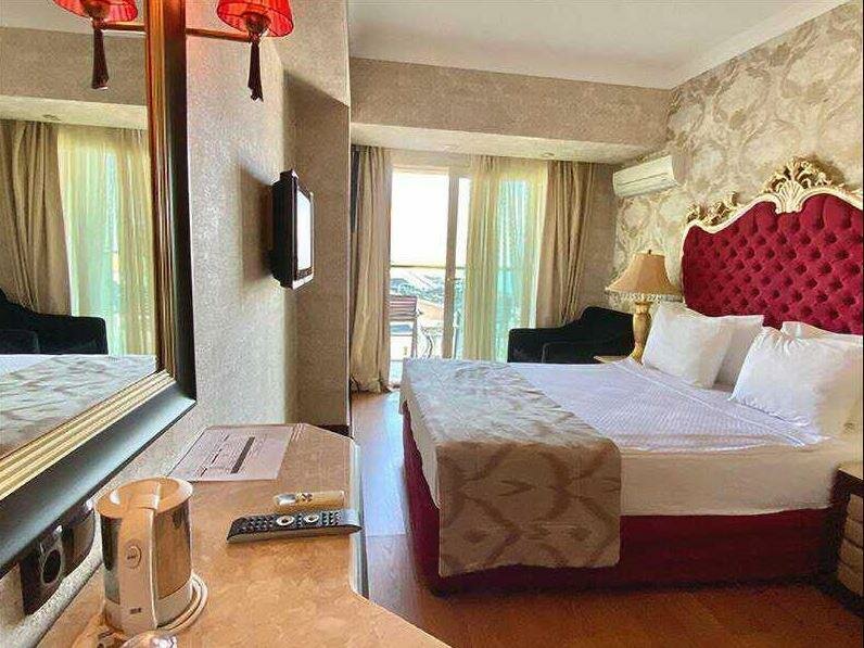 Standard room with sea view LAUR HOTELS Experience & Elegance