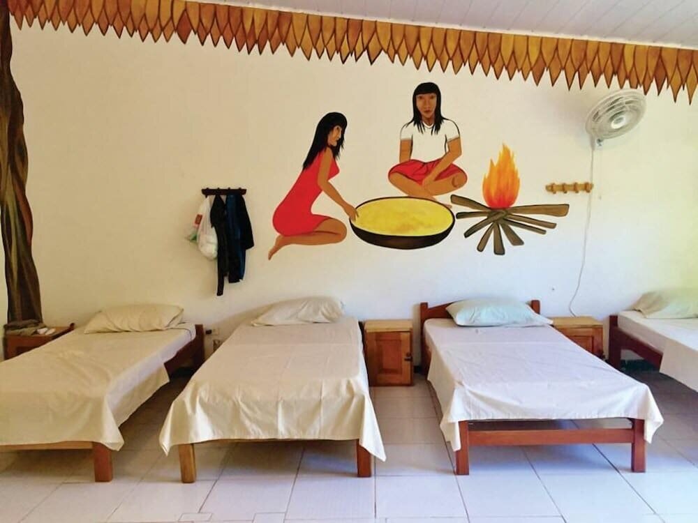 Кровать в общем номере (женский номер) Anaira Hostel