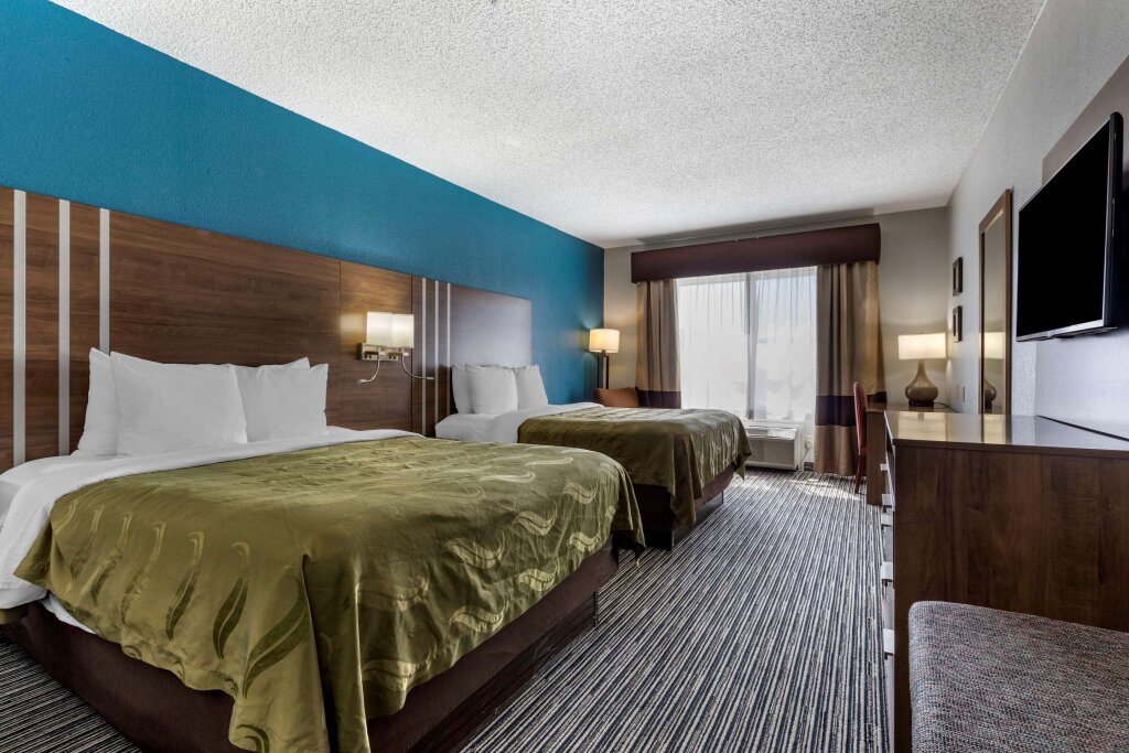 Standard quadruple chambre Quality Inn & Suites I-35 E/Walnut Hill