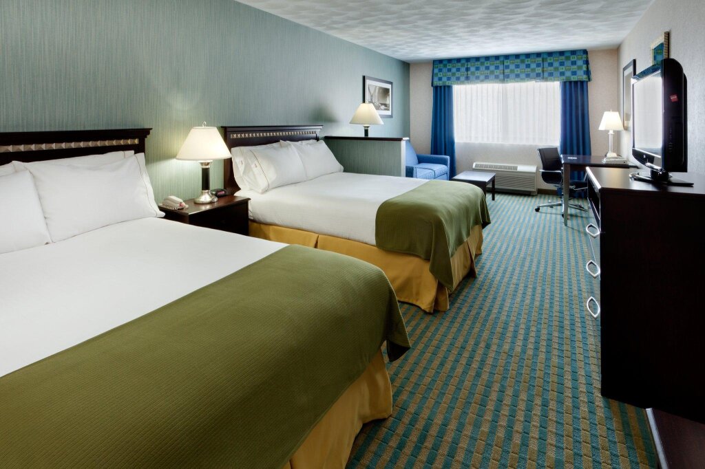 Двухместный номер Standard Holiday Inn Express & Suites Smithfield - Providence, an IHG Hotel
