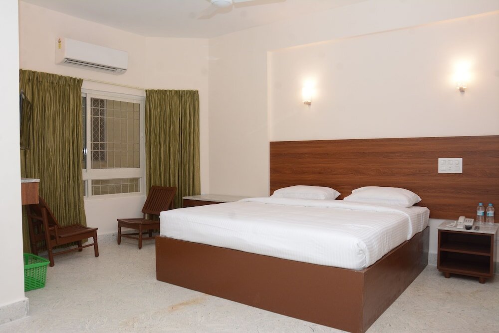 Номер Executive Sreeparthi Hotel