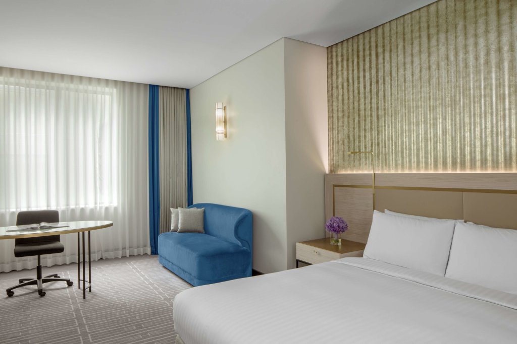 Superior room Radisson Blu Plaza Hotel Sydney