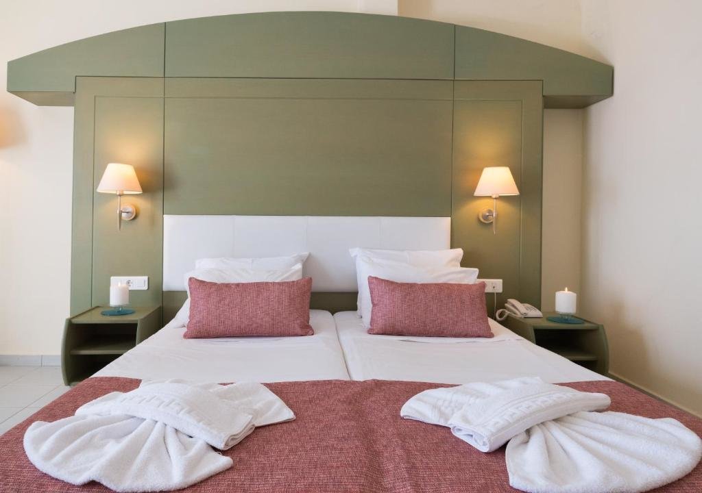 Standard Doppel Zimmer mit Meerblick Kalypso Cretan Village Resort & Spa