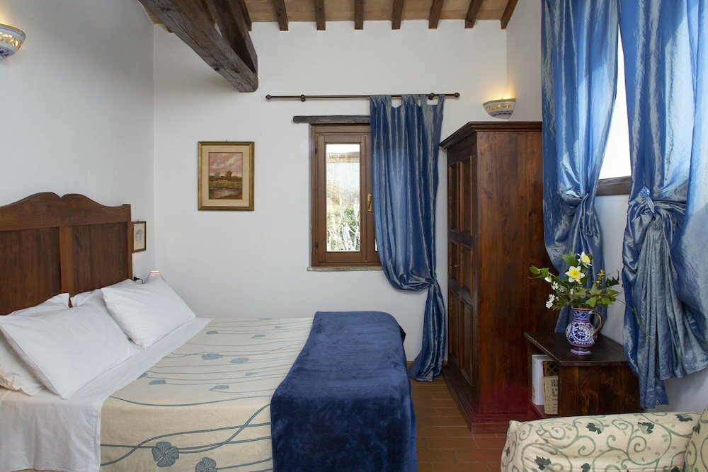 Standard Doppel Zimmer B&B With Pool and View of Assisi