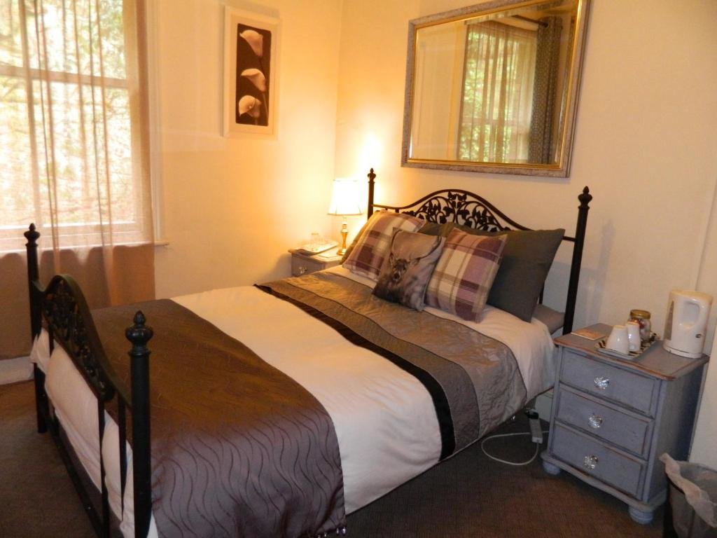 Standard Double room Stoneway Guest House