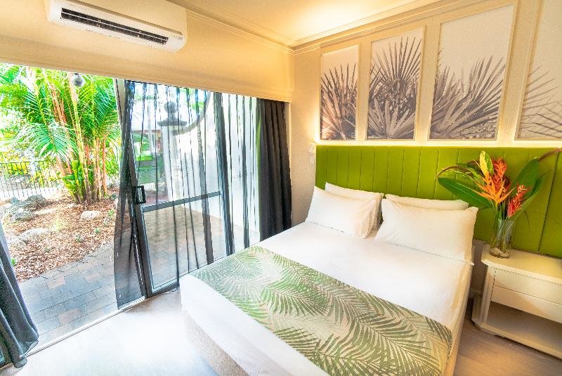 Двухместный номер Superior с балконом Cairns Colonial Club Resort