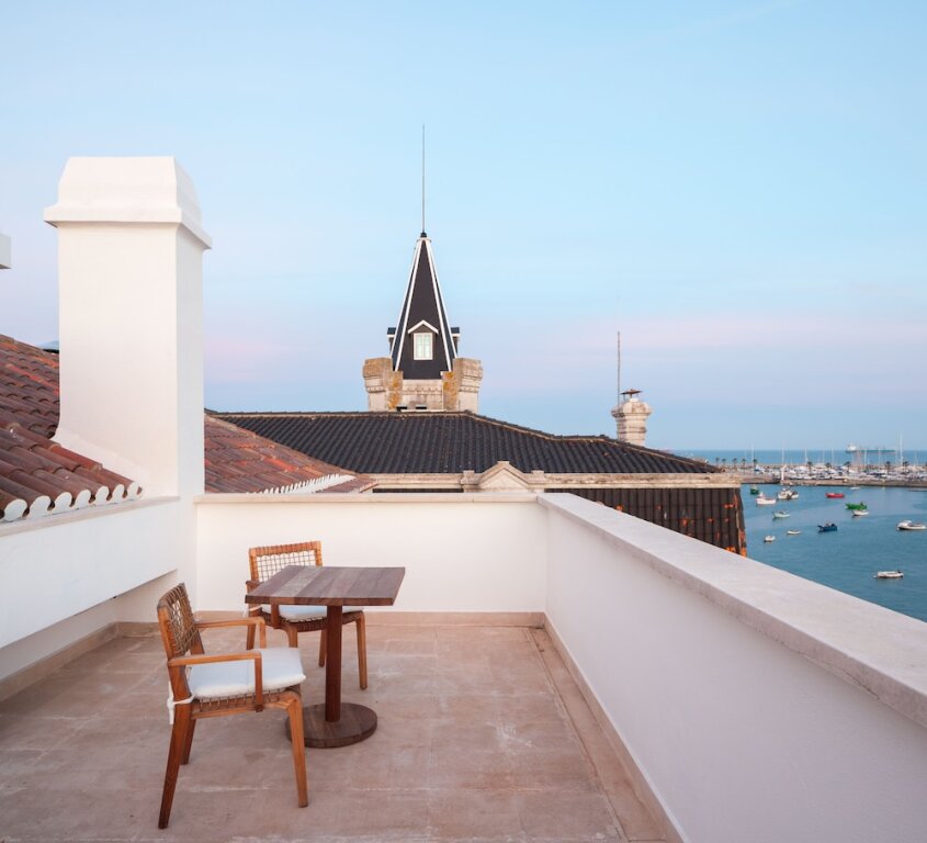 Номер Deluxe с балконом и с видом на море Villa Cascais Boutique Hotel