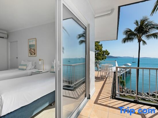 Люкс с видом на океан Coral Sea Marina Resort