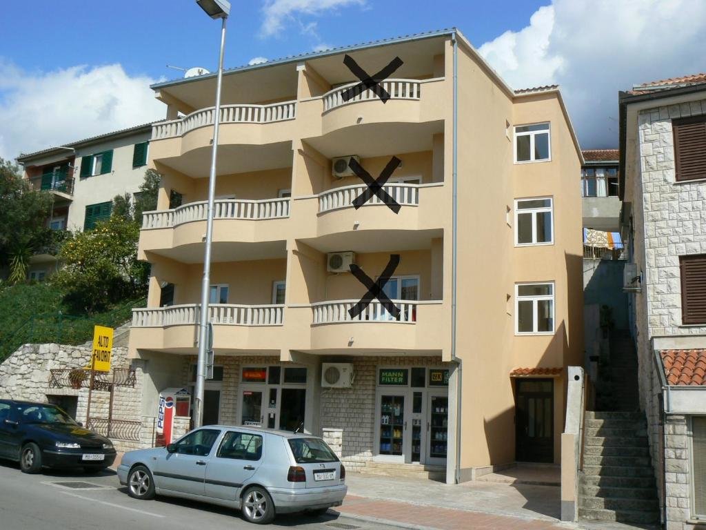 Студия с балконом и с видом на море Apartments Petrović