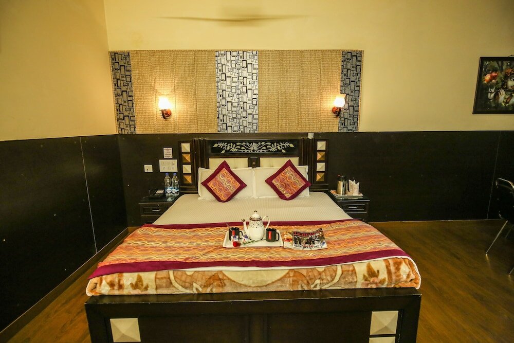 Номер Executive Hotel Goverdhan Palace , Mathura