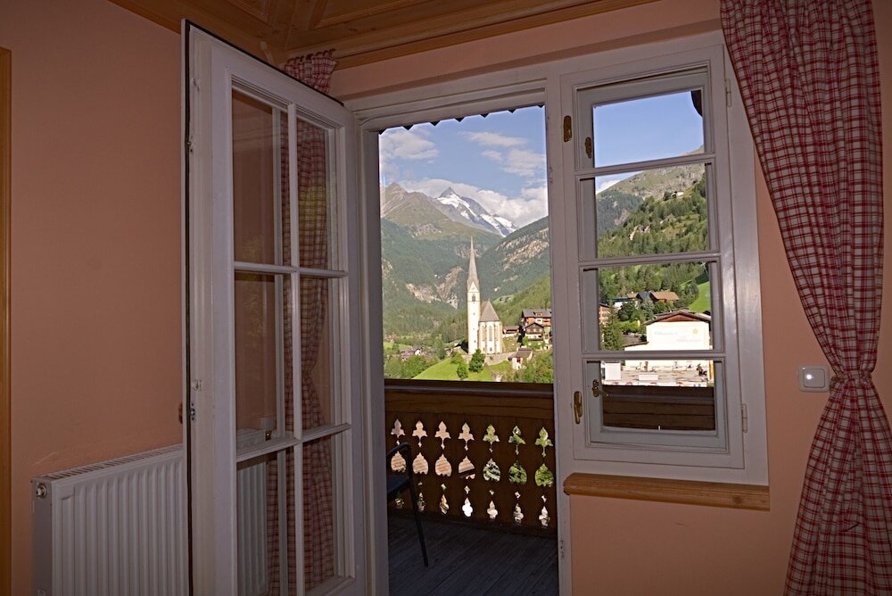 Полулюкс с балконом и с видом на горы Hotel Kaiservilla