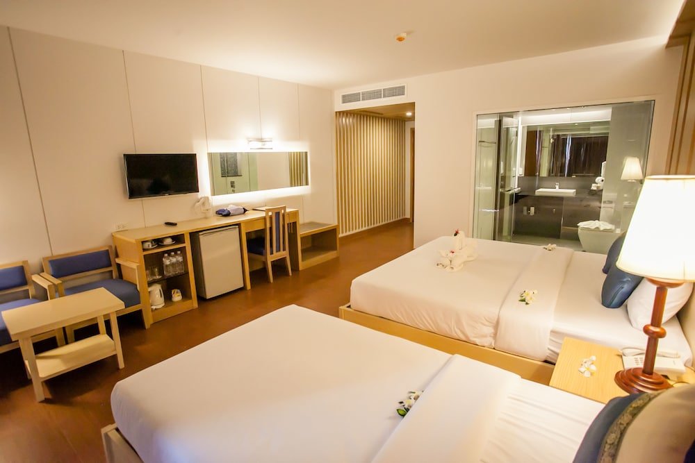 Deluxe Dreier Zimmer mit Balkon Phi Phi Harbour View Hotel