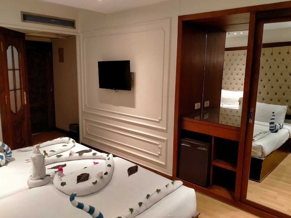 Standard room Adonis Nile Cruise, Hotel & Restaurant