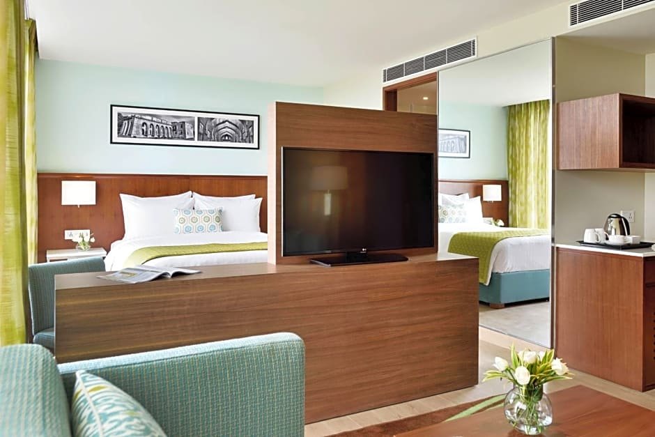 Double Suite Fairfield by Marriott Indore