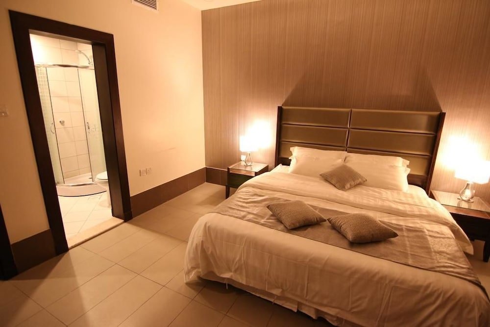 Suite Fakhamet Al Hamra Hotel Apartments