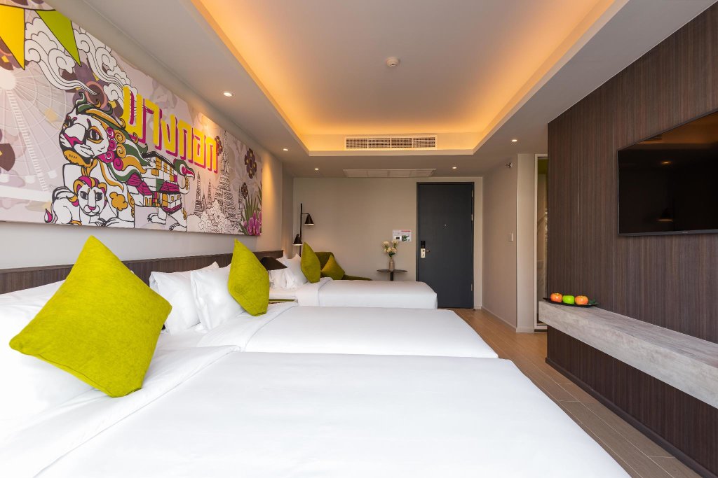 Deluxe Dreier Zimmer mit Stadtblick Maitria Hotel Rama 9 Bangkok