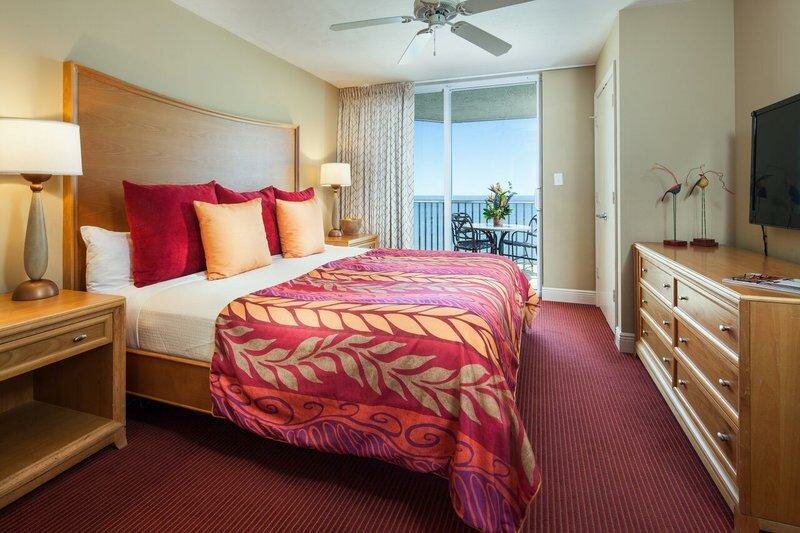 Bed in Dorm Diamond Head Beach Resort