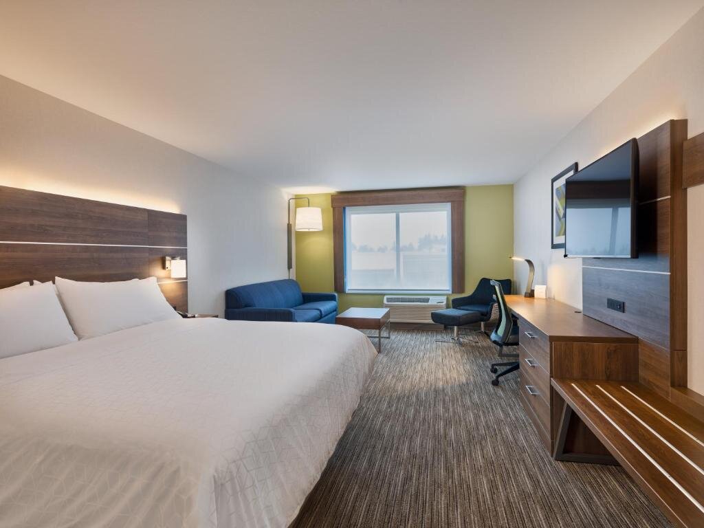 Premium room Holiday Inn Express & Suites Salem North - Keizer, an IHG Hotel