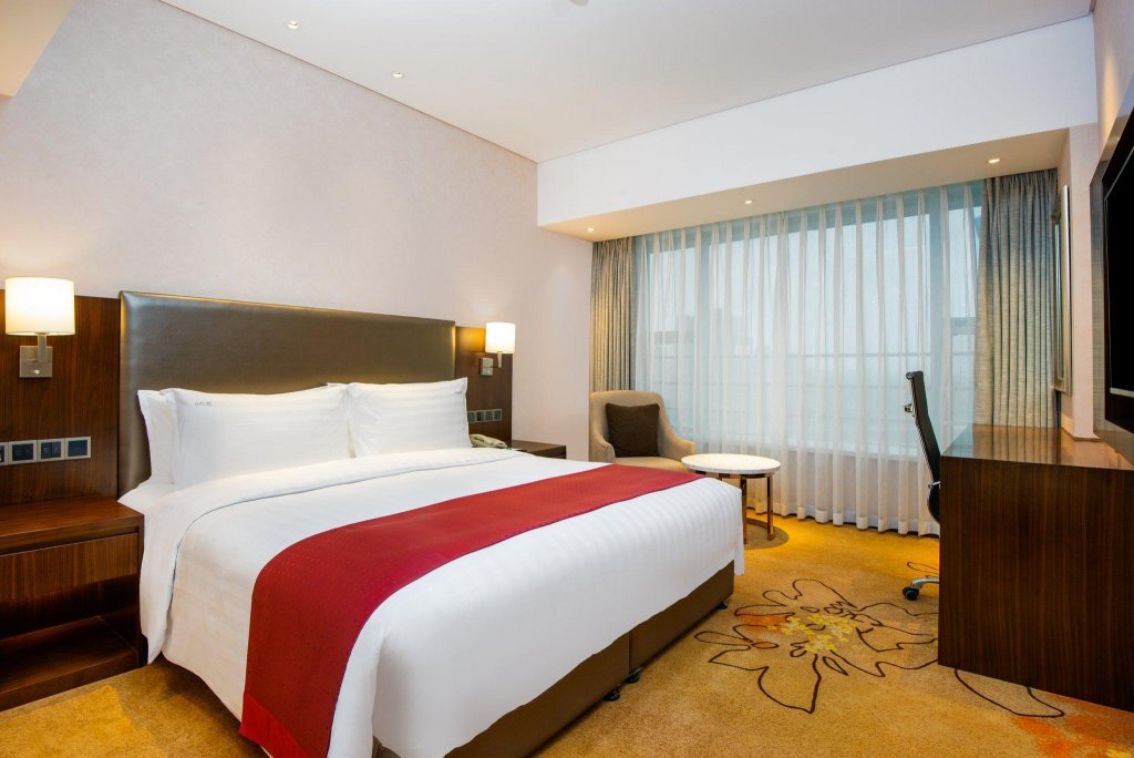 Camera Standard Holiday Inn Chengdu Century City - West Tower, an IHG Hotel