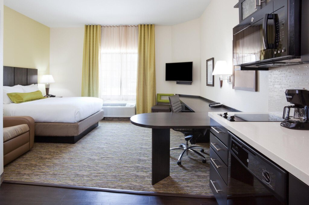 Standard Zimmer Candlewood Suites Dickinson, an IHG Hotel