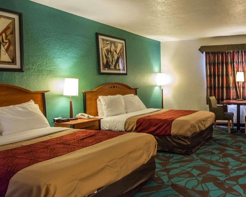 Standard Double room Econo Lodge Hollywood-Ft Lauderdale International Airport