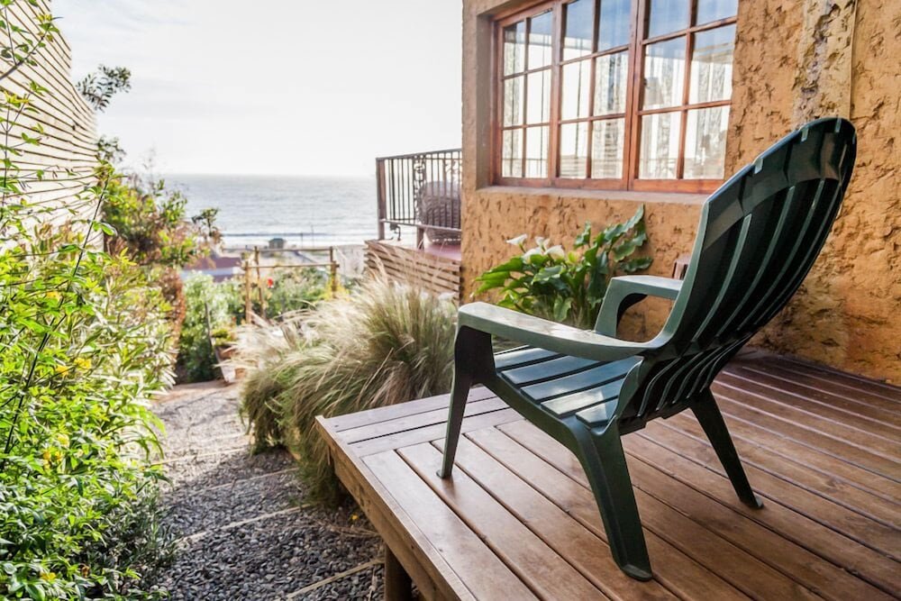 Camera doppia Comfort con balcone e con parziale vista sull'oceano Cinque Colori Bed & Breakfast- Spa