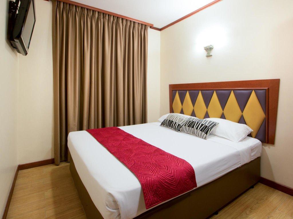 Standard Double room Hotel 81 Palace - NEWLY RENOVATED