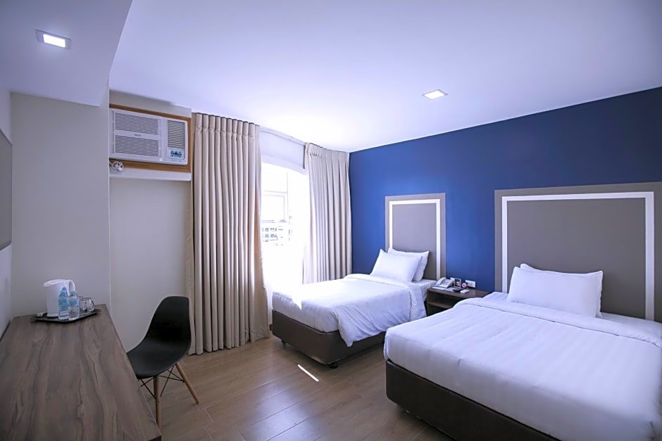 Deluxe room S Hotel & Residences