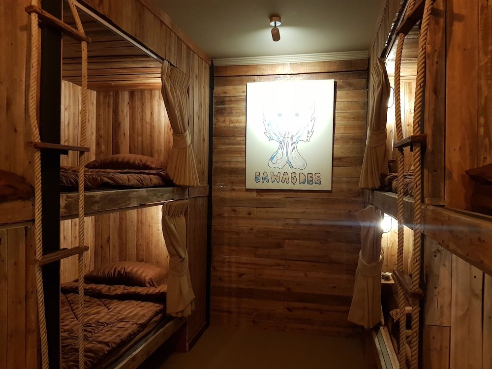 Кровать в общем номере Cozy Cabin - Hostel