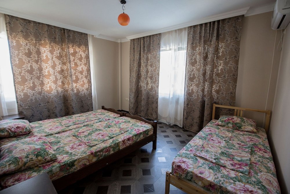 Четырёхместный семейный номер Standard SV Hotel Batumi