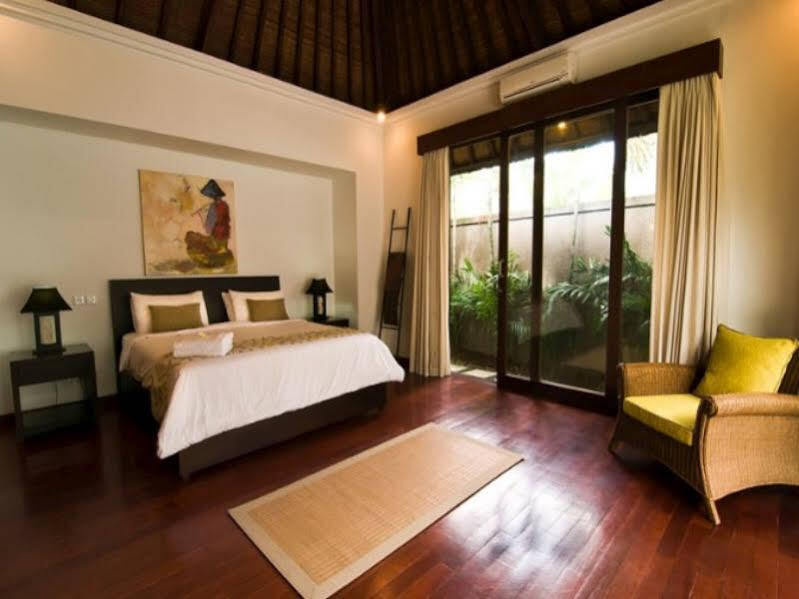 Villa Sumatra Bali, Indonesia. Book hotel Villa Sumatra