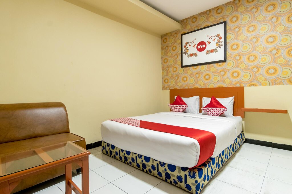 Suite OYO 687 Residence Hotel Syariah