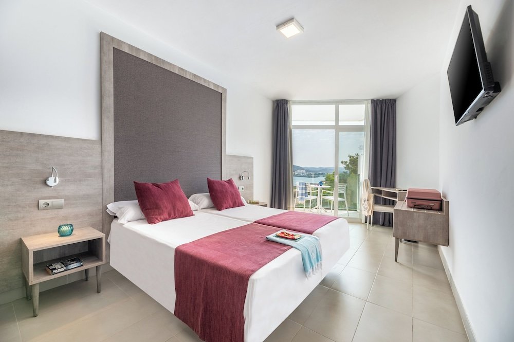 Двухместный номер Superior с балконом и с видом на море Apartamentos Vibra Riviera